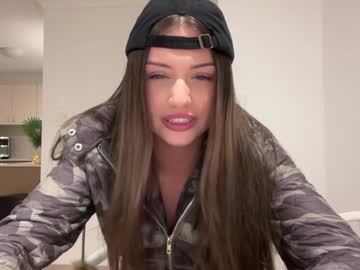 webcam girl cassies1 live cam image #12524220