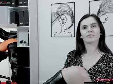 webcam girl legswattitude live cam image #12199226