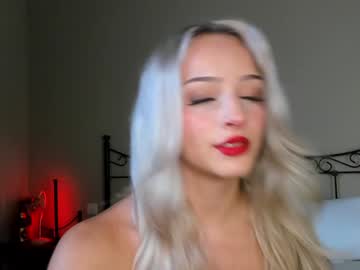webcam girl mazeekiin live cam image #10662062