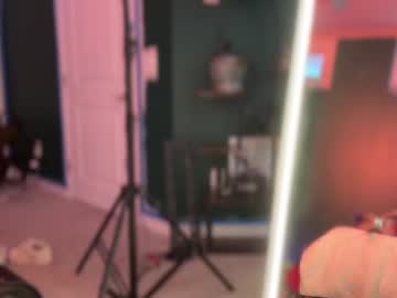 webcam girl oliviahansleyy live cam image #12334217
