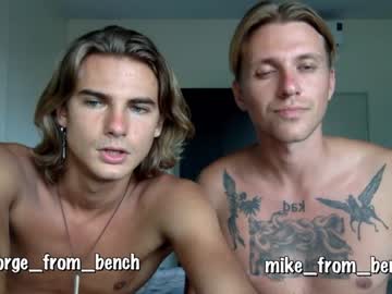 webcam man guys_from_the_bench live cam image #5354976