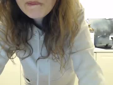 webcam girl ocean_eyess_ live cam image #2050973