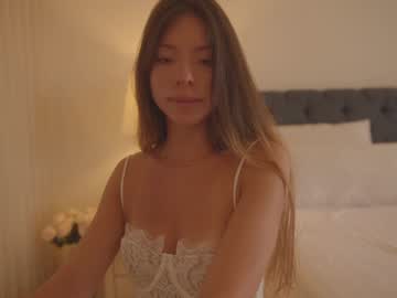 webcam girl emma_lu1 live cam image #13025402