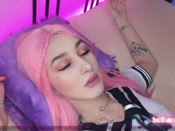 webcam couple bethanie_derek live cam image #556841
