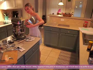 webcam girl blazefyre live cam image #3288031