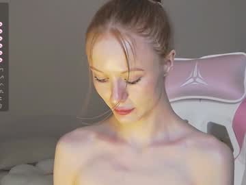 webcam girl cute_shine live cam image #9807631