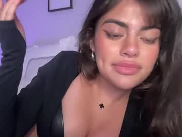 webcam girl poutyselena live cam image #10932453