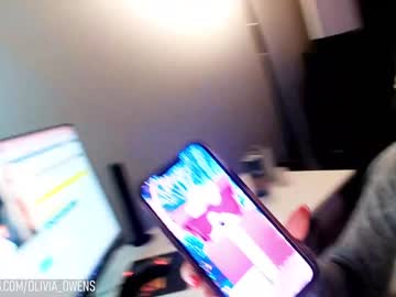 webcam girl oliviaowens live cam image #4170484
