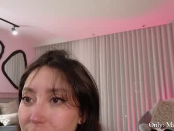 webcam girl maxine_8 live cam image #10325186