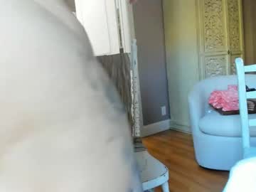 webcam girl carliescott_meow live cam image #6229672