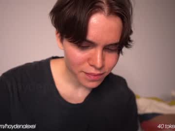 webcam man haydenalexei live cam image #942730