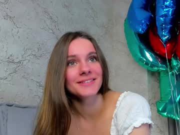 webcam girl lorettadunnell live cam image #12227488