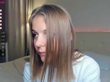 webcam girl erline_may live cam image #8997399