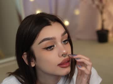 webcam girl karina_amiri live cam image #10102363