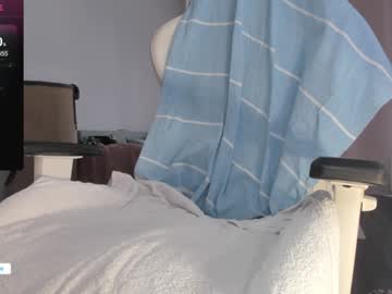 webcam girl mermaidrozalia live cam image #9990477