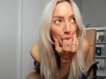 webcam girl miss_bee live cam image #4790873