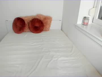 webcam couple lunaandboris live cam image #615003