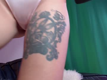 webcam girl cherry_beauty live cam image #3538276