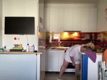 webcam girl kiradivine live cam image #6282717