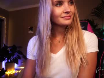 webcam girl phoenix_taylor live cam image #120237
