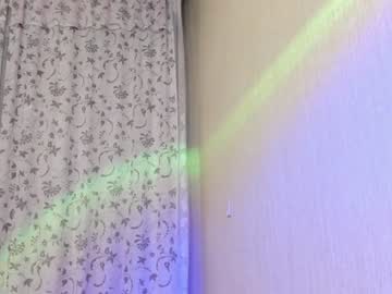 webcam girl mira_fox_ live cam image #6637037