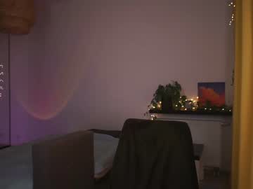 webcam girl pixie_pie live cam image #8663870