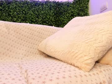 webcam girl hotfallingdevil live cam image #12603823