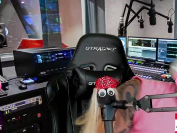 webcam man whaaaaaaaat live cam image #5676839