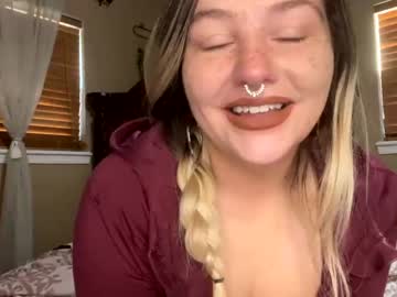 webcam girl madamenatural live cam image #4205931