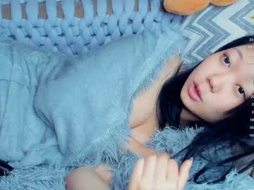webcam girl hinatabroks live cam image #10648522