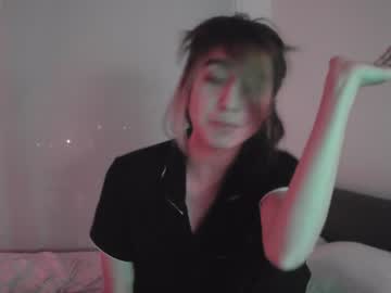 webcam girl lizmreow live cam image #2494261