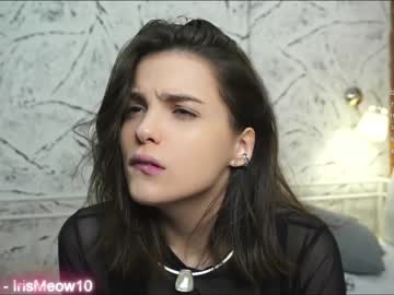 webcam couple emiliacourtney live cam image #7890530