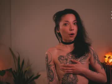 webcam girl ambientink live cam image #3002387