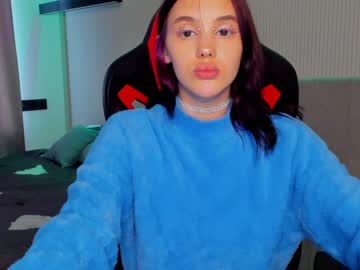 webcam girl angella_kleee live cam image #7588417