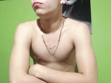 webcam couple lil_foxie live cam image #712928