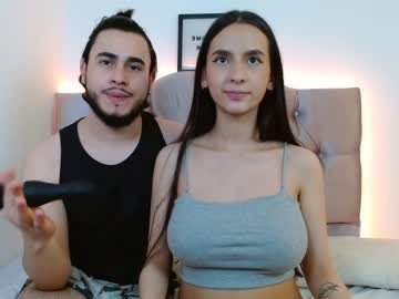 webcam couple moonbrunettee live cam image #7266955