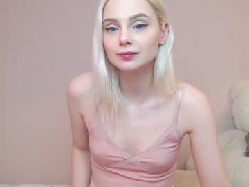 webcam girl yummyseee live cam image #1885776
