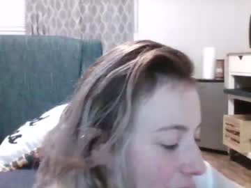 webcam girl hemopoietic_candy live cam image #714129