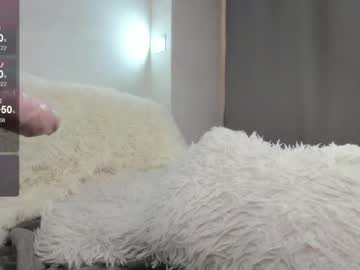 webcam girl dearly_emily live cam image #9964344