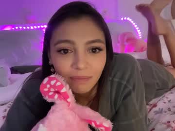 webcam girl keirasworld live cam image #12666265