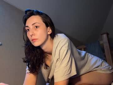 webcam girl aevra live cam image #9430346