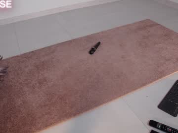 webcam girl careful_i_bite live cam image #10551117