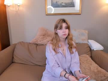 webcam girl elwynaedman live cam image #9262036