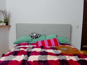 webcam girl playful_catty live cam image #1167670