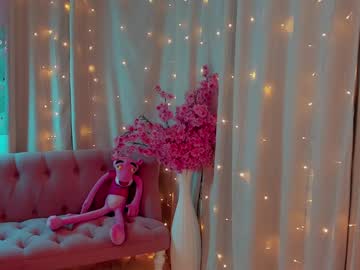 webcam girl katy_ethereal live cam image #10950529