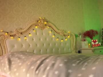 webcam girl pussy__money__weed live cam image #3701785