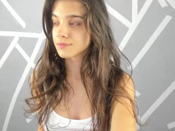 webcam girl babyaylin live cam image #11094437