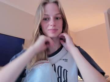 webcam girl magic_couple13 live cam image #10412000