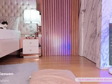 webcam girl abie_owen live cam image #4205391