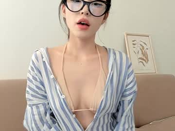 webcam girl hee_jin live cam image #10263636